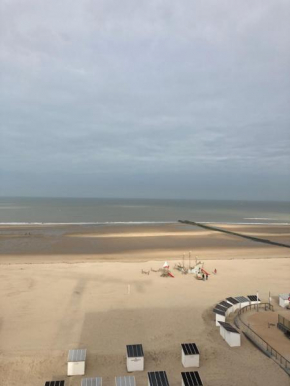 SEAVIEW 3-bedroom apartment - 8p - OOSTENDE - Type Antwerpen - direct seaview, situated at the beachfront